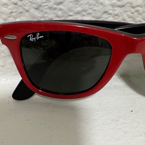 Ray-Ban Iconic Wayfarer Sunglasses Red RB2140 hand made in Italy. Red and Black - Picture 7 of 12
